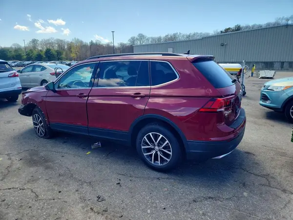 3VV2B7AX1KM099100 2019 VOLKSWAGEN TIGUAN - Image 2