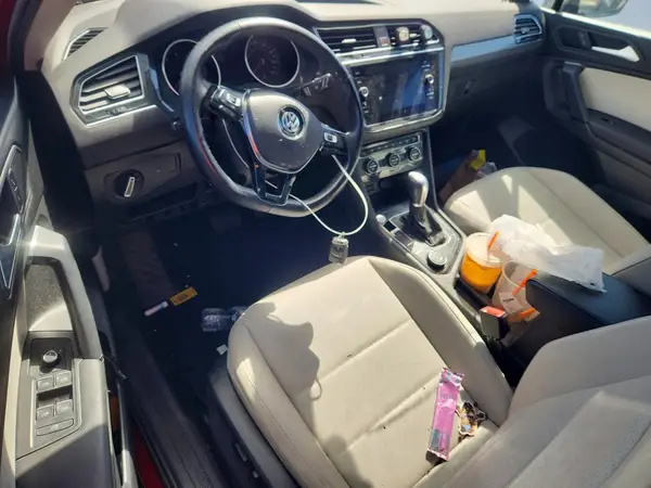 3VV2B7AX1KM099100 2019 VOLKSWAGEN TIGUAN - Image 8