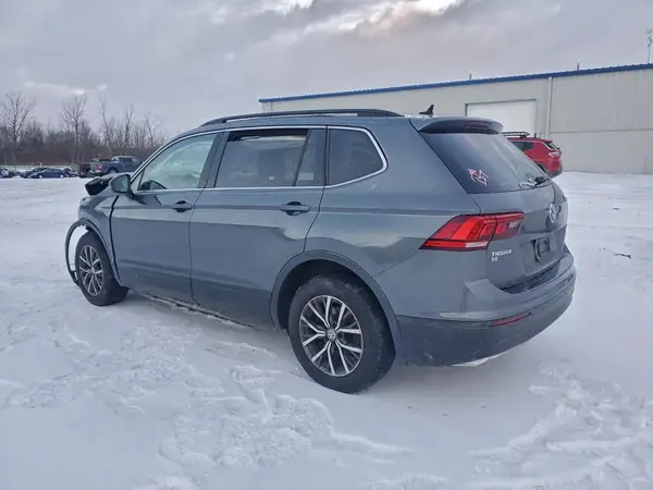3VV2B7AX1KM137991 2019 VOLKSWAGEN TIGUAN - Image 2
