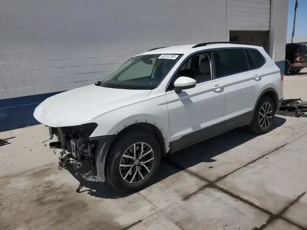 3VV2B7AX1KM138221 2019 VOLKSWAGEN TIGUAN - Image 1