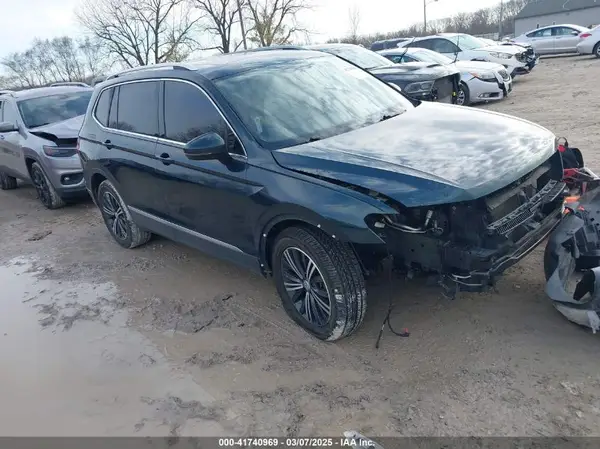 3VV2B7AX1KM154435 2019 VOLKSWAGEN TIGUAN - Image 1
