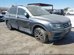 3VV2B7AX1KM158582 2019 VOLKSWAGEN TIGUAN