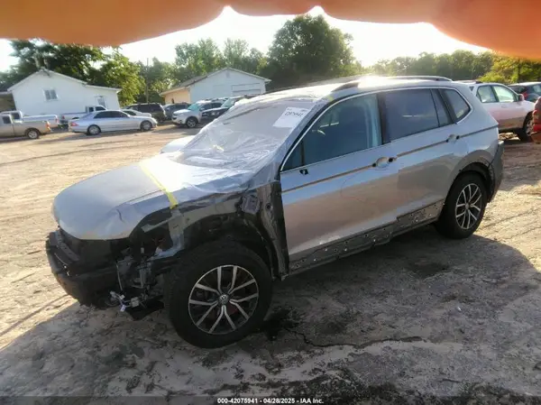 3VV2B7AX1KM188293 2019 VOLKSWAGEN TIGUAN - Image 2