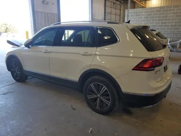 3VV2B7AX1KM195406 2019 VOLKSWAGEN TIGUAN - Image 2