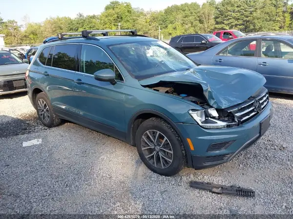 3VV2B7AX1KM201320 2019 VOLKSWAGEN TIGUAN - Image 1