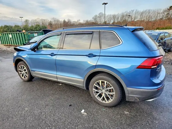 3VV2B7AX1LM001524 2020 VOLKSWAGEN TIGUAN - Image 2