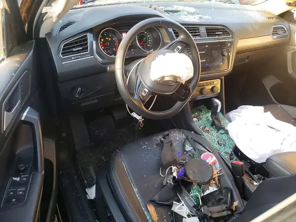 3VV2B7AX1LM038637 2020 VOLKSWAGEN TIGUAN - Image 8