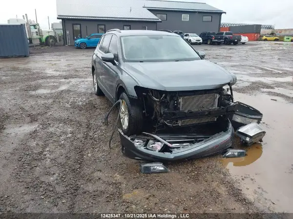 3VV2B7AX1LM056992 2020 VOLKSWAGEN TIGUAN - Image 1