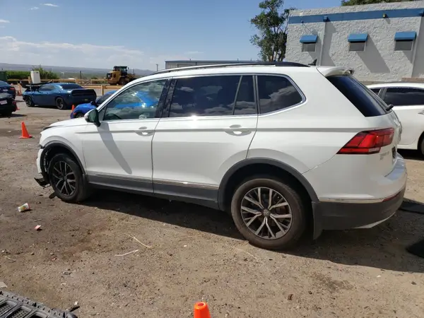 3VV2B7AX1LM088356 2020 VOLKSWAGEN TIGUAN - Image 2