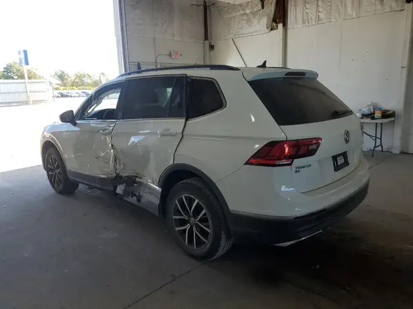 3VV2B7AX1LM092942 2020 VOLKSWAGEN TIGUAN - Image 2