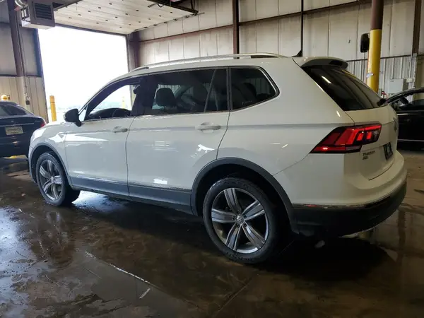 3VV2B7AX1LM103891 2020 VOLKSWAGEN TIGUAN - Image 2
