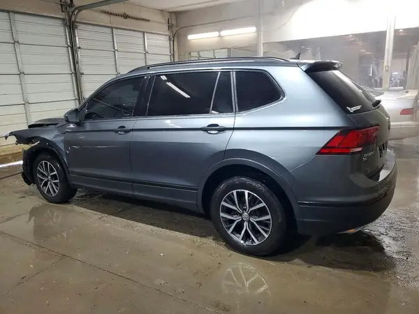 3VV2B7AX1LM106211 2020 VOLKSWAGEN TIGUAN - Image 2