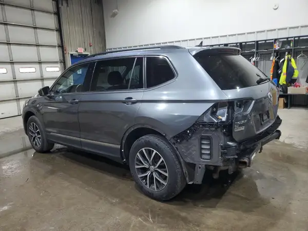 3VV2B7AX1LM116074 2020 VOLKSWAGEN TIGUAN - Image 2