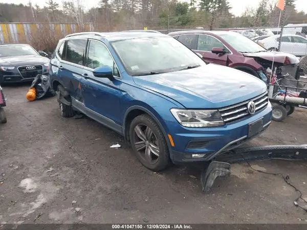 3VV2B7AX1LM129245 2020 VOLKSWAGEN TIGUAN - Image 1