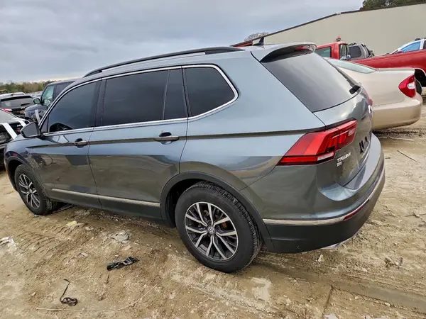 3VV2B7AX1LM157952 2020 VOLKSWAGEN TIGUAN - Image 2
