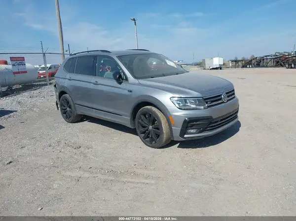 3VV2B7AX1LM164447 2020 VOLKSWAGEN TIGUAN - Image 1
