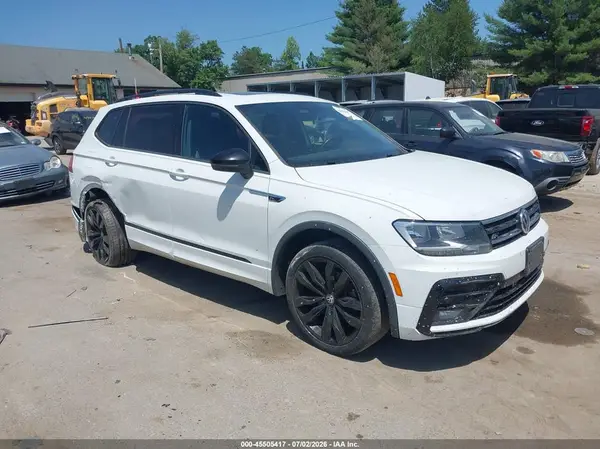 3VV2B7AX1MM051132 2021 VOLKSWAGEN TIGUAN - Image 1