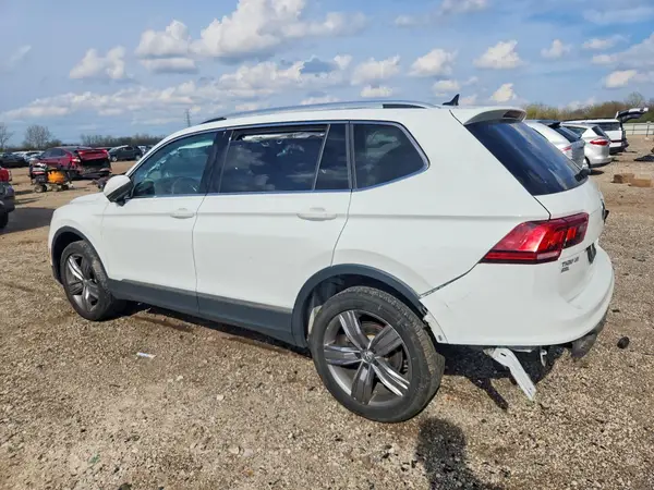 3VV2B7AX1MM064141 2021 VOLKSWAGEN TIGUAN - Image 2
