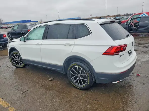 3VV2B7AX1MM065094 2021 VOLKSWAGEN TIGUAN - Image 2