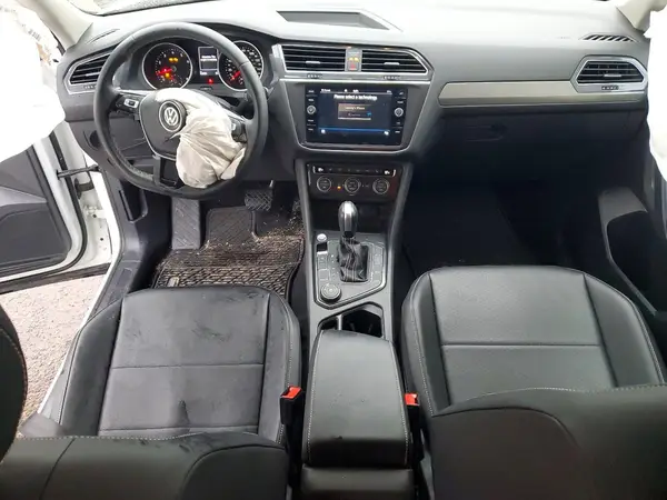 3VV2B7AX1MM065094 2021 VOLKSWAGEN TIGUAN - Image 8