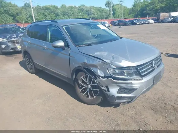 3VV2B7AX1MM142823 2021 VOLKSWAGEN TIGUAN - Image 1