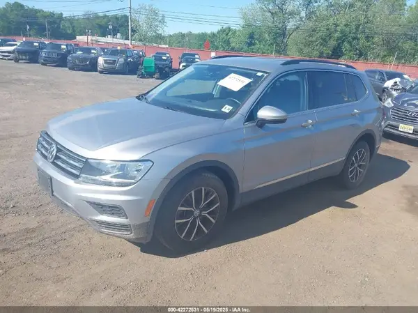 3VV2B7AX1MM142823 2021 VOLKSWAGEN TIGUAN - Image 2