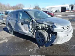 3VV2B7AX1NM042383 2022 VOLKSWAGEN TIGUAN