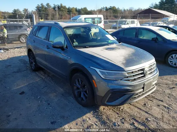 3VV2B7AX1NM056185 2022 VOLKSWAGEN TIGUAN - Image 1
