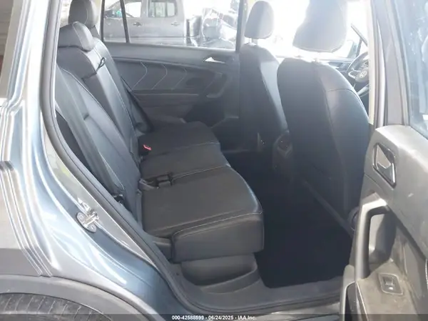 3VV2B7AX1NM061791 2022 VOLKSWAGEN TIGUAN - Image 8