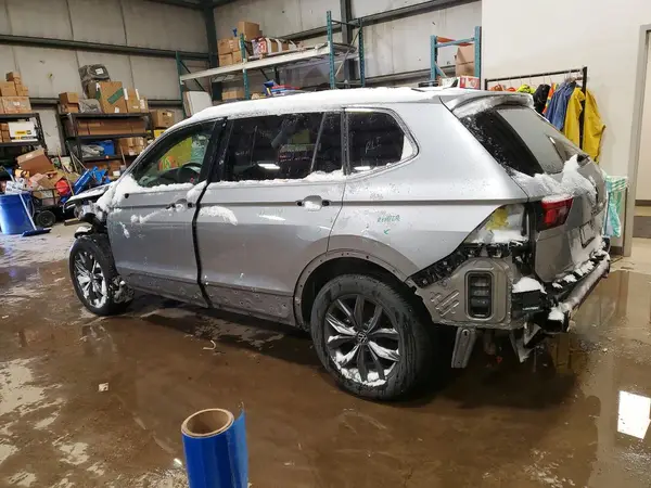 3VV2B7AX1NM082656 2022 VOLKSWAGEN TIGUAN - Image 2