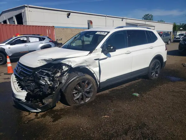 3VV2B7AX1NM129068 2022 VOLKSWAGEN TIGUAN - Image 1