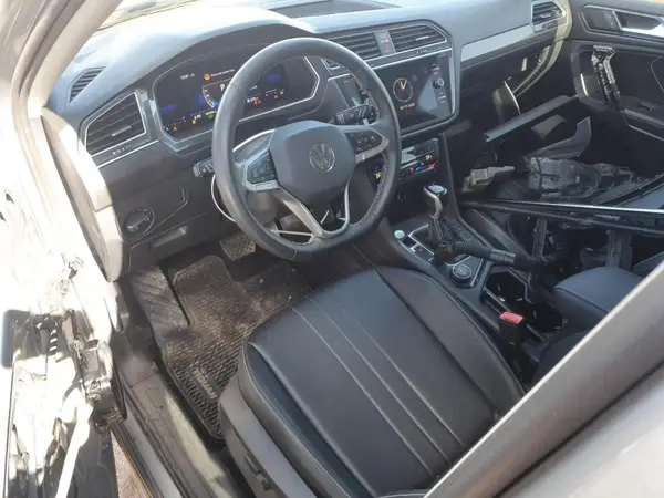 3VV2B7AX1PM065939 2023 VOLKSWAGEN TIGUAN - Image 8