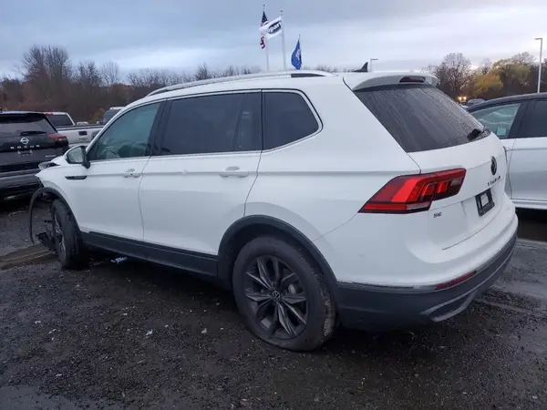 3VV2B7AX1RM179426 2024 VOLKSWAGEN TIGUAN - Image 2