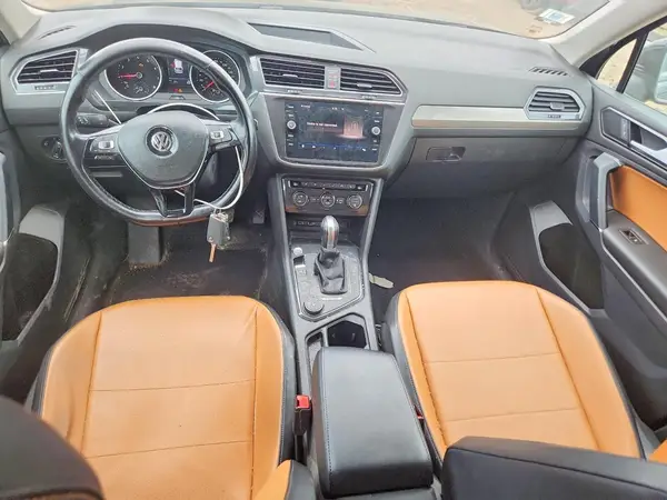 3VV2B7AX2JM001481 2018 VOLKSWAGEN TIGUAN - Image 8
