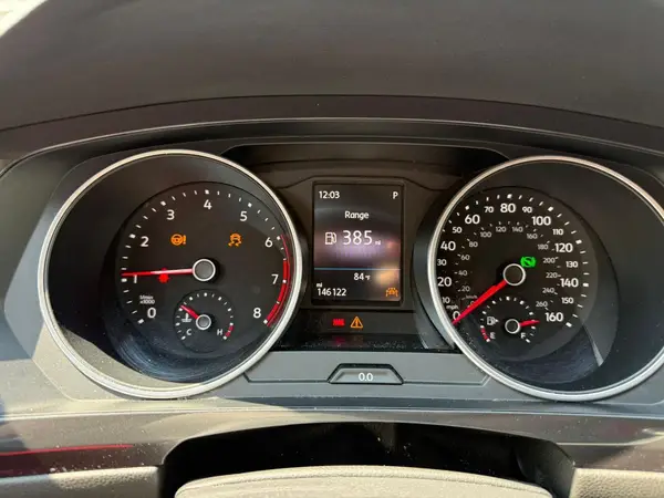 3VV2B7AX2JM003568 2018 VOLKSWAGEN TIGUAN - Image 8