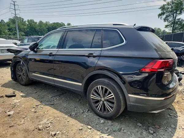 3VV2B7AX2JM016157 2018 VOLKSWAGEN TIGUAN - Image 2