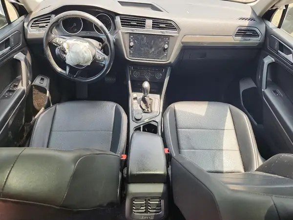 3VV2B7AX2JM016157 2018 VOLKSWAGEN TIGUAN - Image 8