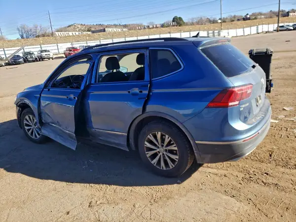 3VV2B7AX2JM026378 2018 VOLKSWAGEN TIGUAN - Image 2