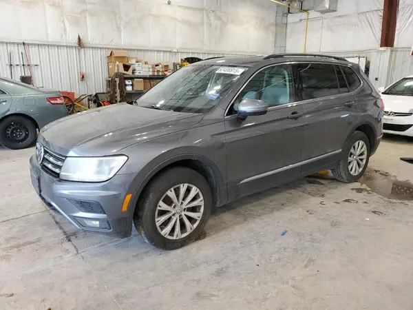 3VV2B7AX2JM027014 2018 VOLKSWAGEN TIGUAN - Image 1