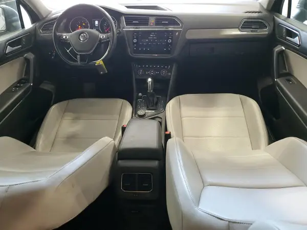 3VV2B7AX2JM027014 2018 VOLKSWAGEN TIGUAN - Image 8