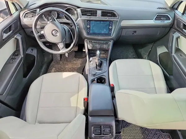 3VV2B7AX2JM040443 2018 VOLKSWAGEN TIGUAN - Image 8