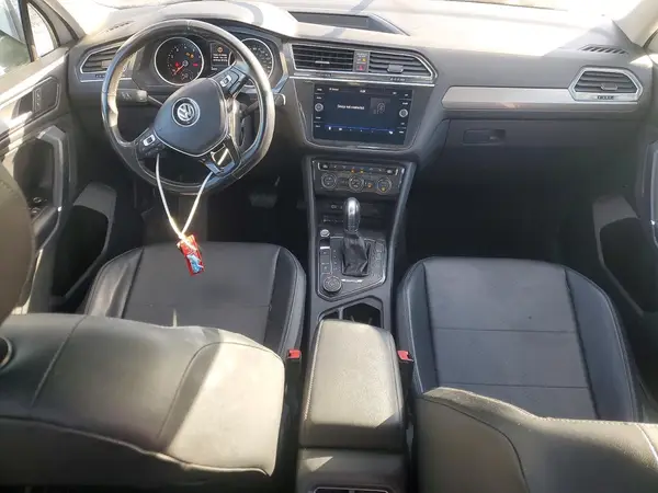 3VV2B7AX2JM049627 2018 VOLKSWAGEN TIGUAN - Image 8