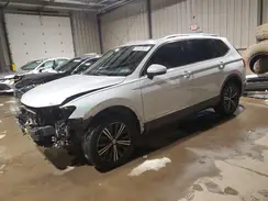 3VV2B7AX2JM058313 2018 VOLKSWAGEN TIGUAN