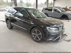3VV2B7AX2JM061728 2018 VOLKSWAGEN TIGUAN