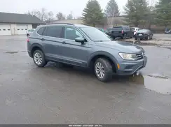 3VV2B7AX2JM075712 2018 VOLKSWAGEN TIGUAN
