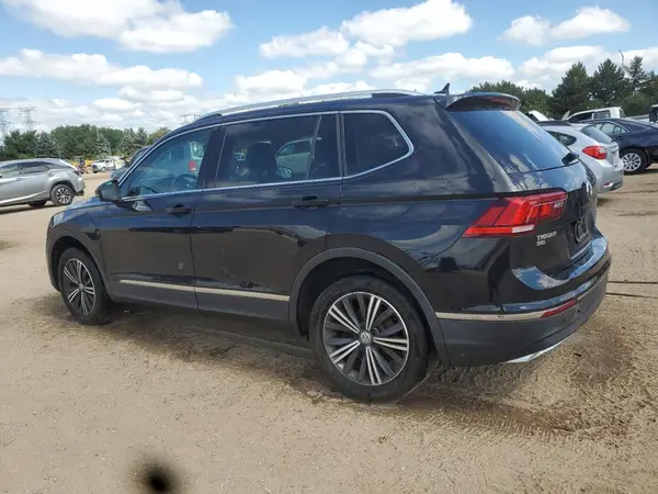 3VV2B7AX2JM075824 2018 VOLKSWAGEN TIGUAN - Image 2