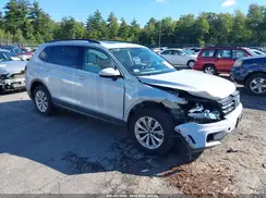 3VV2B7AX2JM083972 2018 VOLKSWAGEN TIGUAN