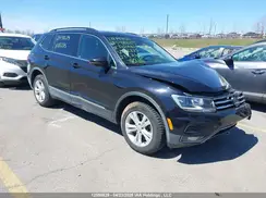 3VV2B7AX2JM086225 2018 VOLKSWAGEN TIGUAN
