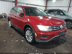3VV2B7AX2JM144561 2018 VOLKSWAGEN TIGUAN