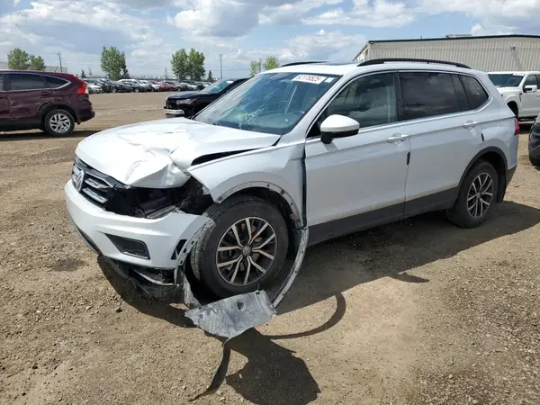 3VV2B7AX2JM149176 2018 VOLKSWAGEN TIGUAN - Image 1